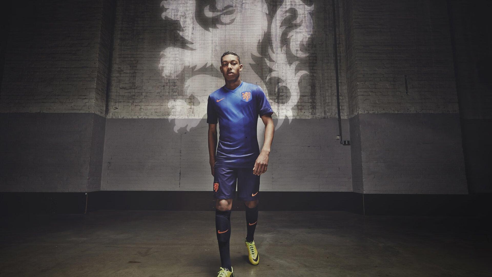 意甲多队竞逐齐尔克泽,曼联暂未放行引转会市场悬念